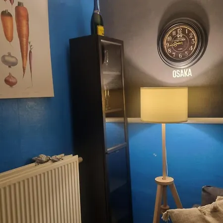 Beauty & Roger Chievres