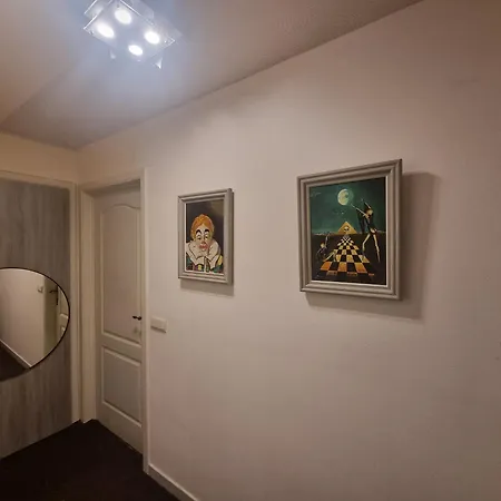 度假居 Beauty & Roger Chievres